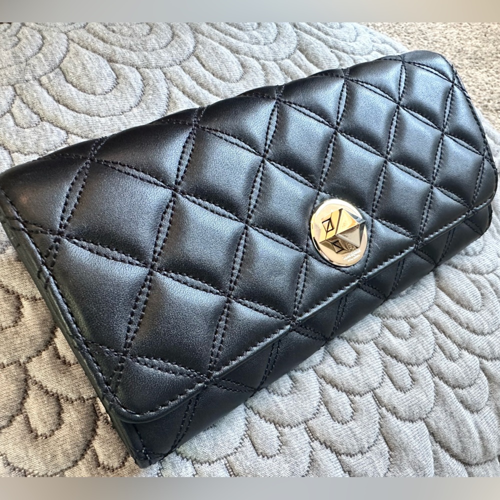 EUC♠️Kate Spade Natalia Large Turn Lock Wallet black/silver